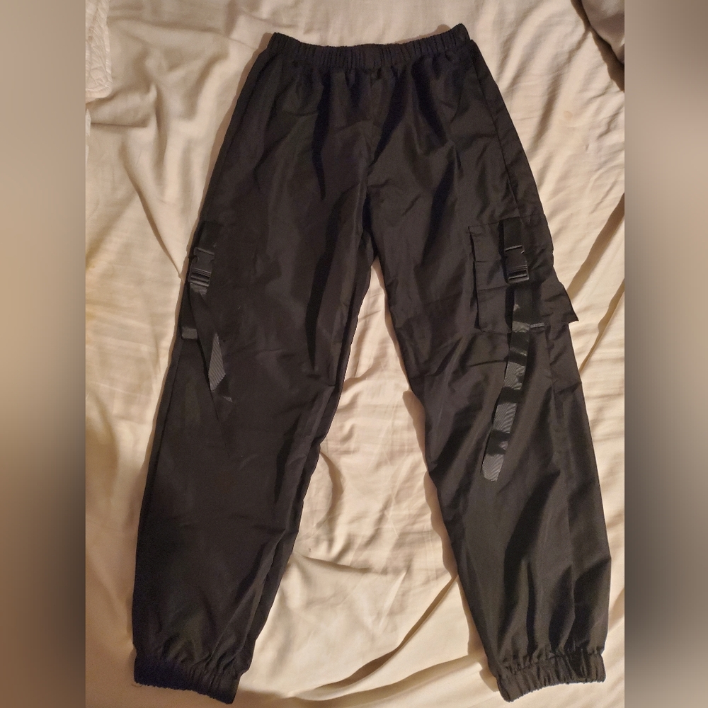 Women's cargo pants